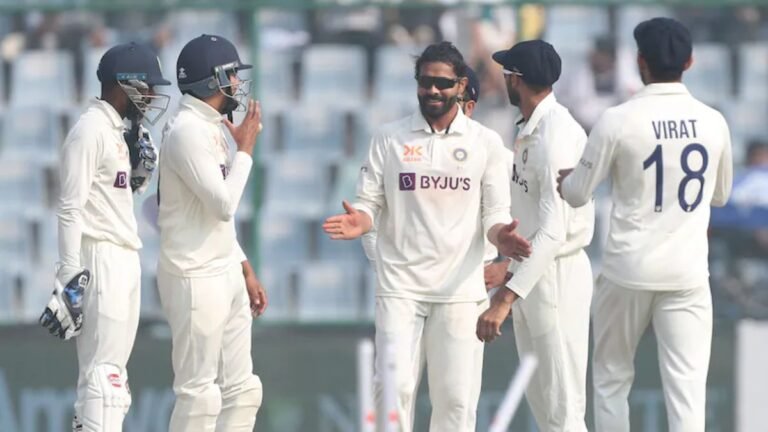 Before the Adelaide Test between IND vs AUS, along with the captain of the Indian team, these 2 strong batsmen are also out of the playing 11